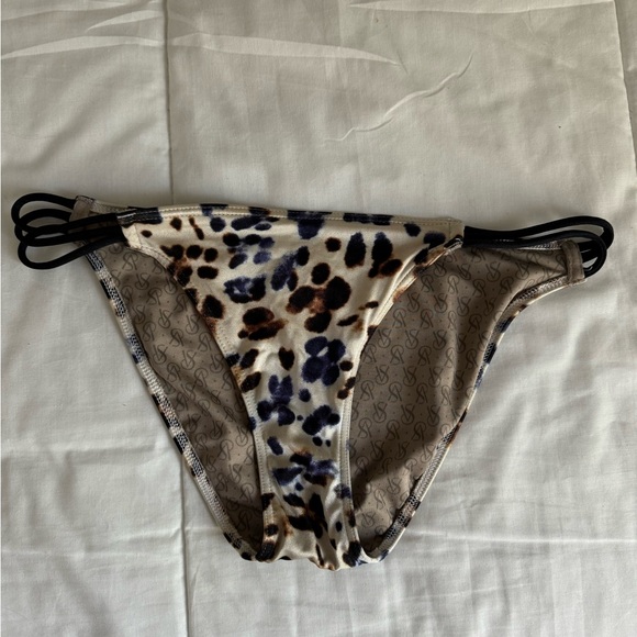 EUC Swimsuit haul- Hurley, Jessica Simpson and Victoria’s Secret- size small - Picture 13 of 15